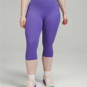 Lululemon Fast and Free High-Rise Crop 19"
Charged Indigo SIZE 6